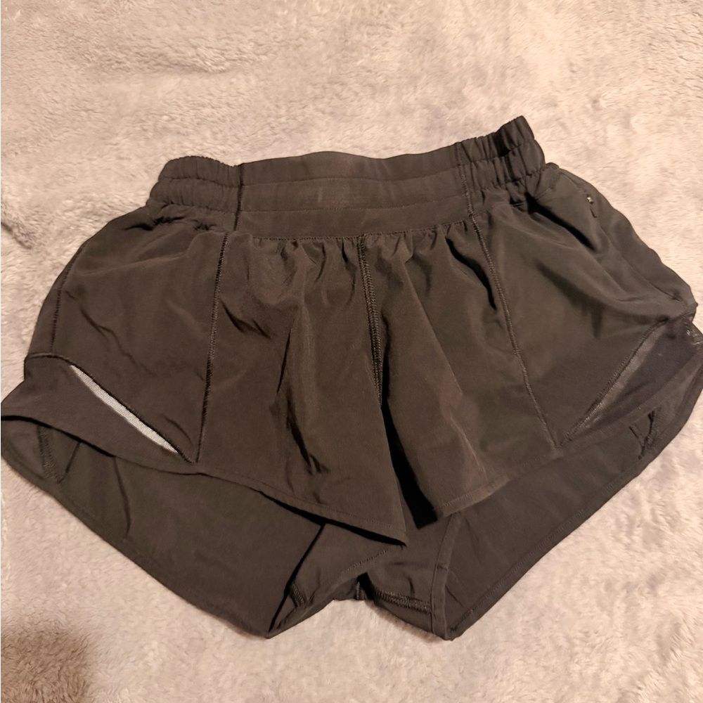 Lululemon Hottie-Hot Women’s Black Active Layered Running Shorts